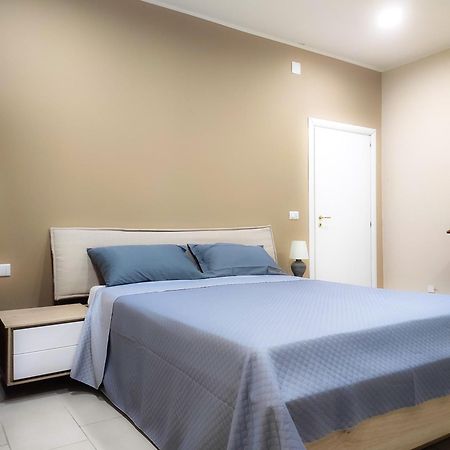 76 Avenue Suites Wi-Fi - Shuttle Reggio Calabria Exterior photo