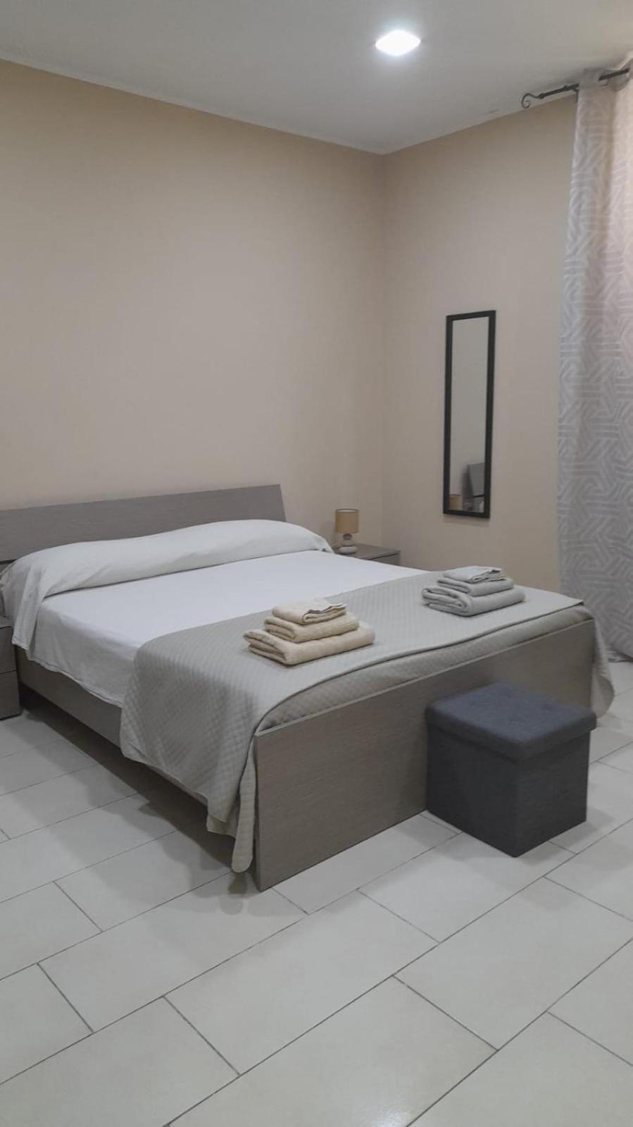 76 Avenue Suites Wi-Fi - Shuttle Reggio Calabria Exterior photo