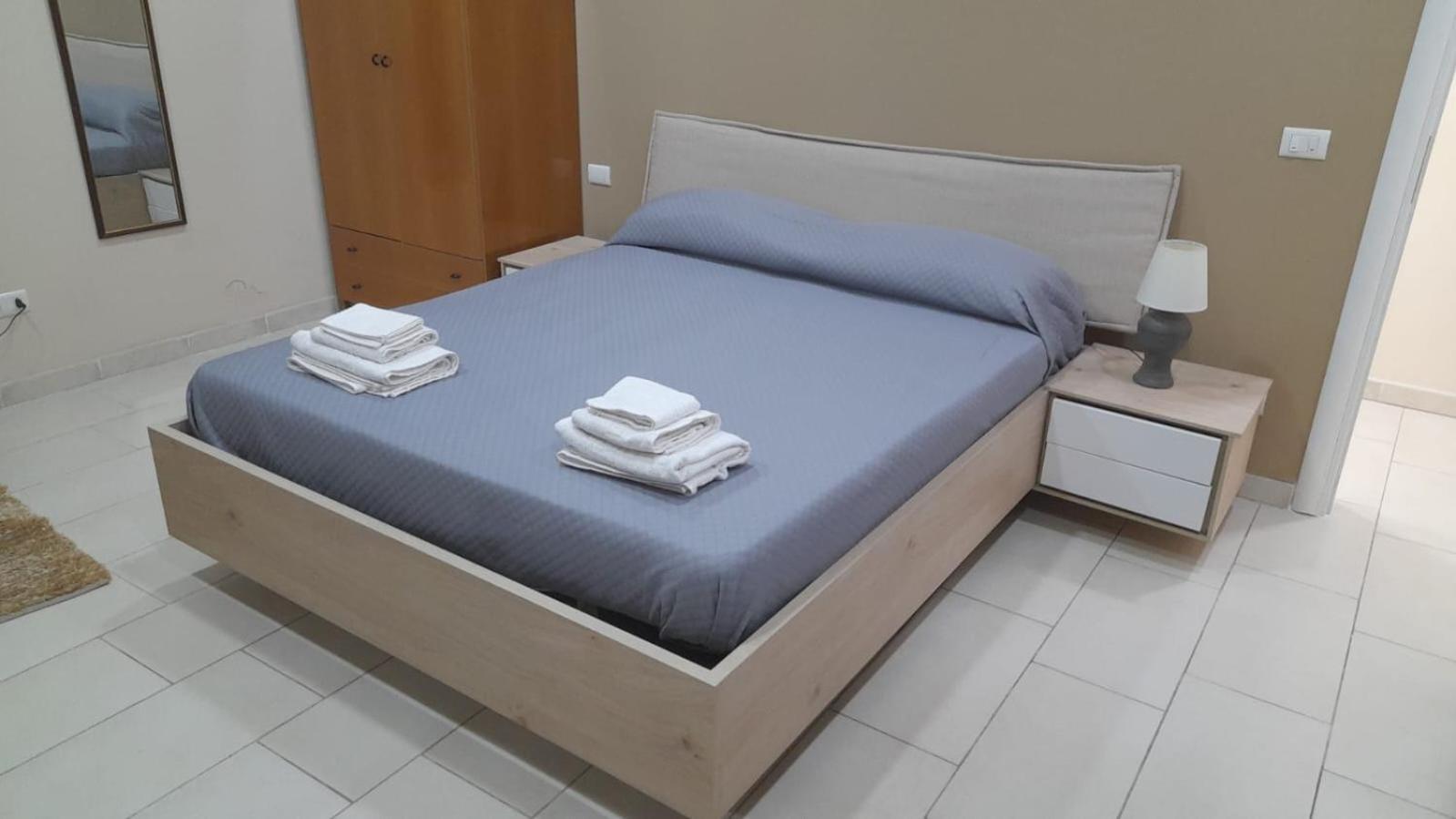 76 Avenue Suites Wi-Fi - Shuttle Reggio Calabria Exterior photo