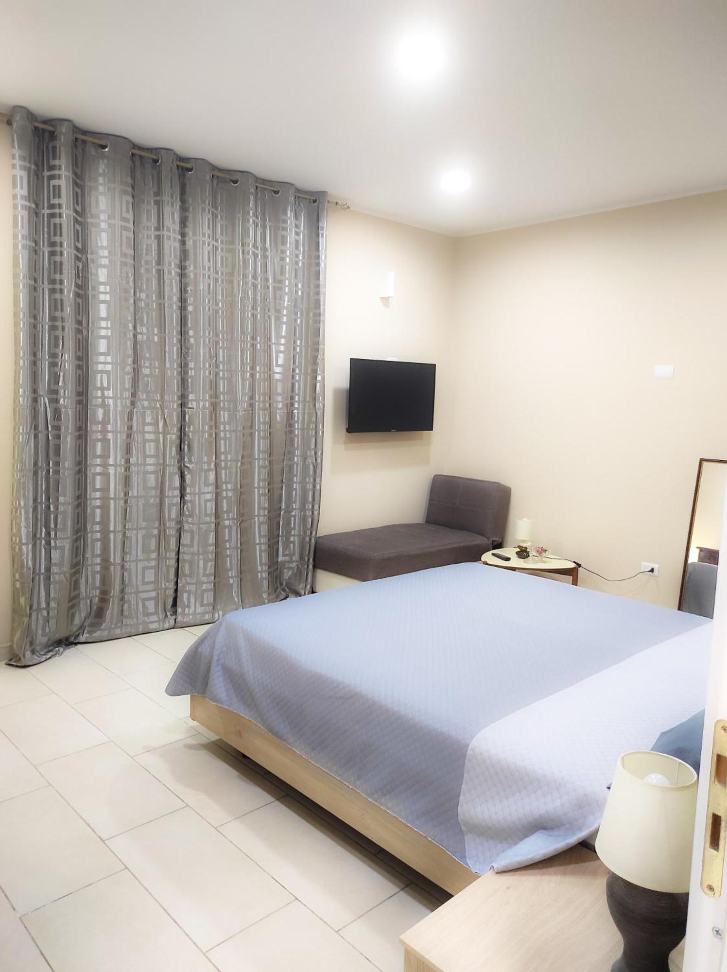 76 Avenue Suites Wi-Fi - Shuttle Reggio Calabria Exterior photo