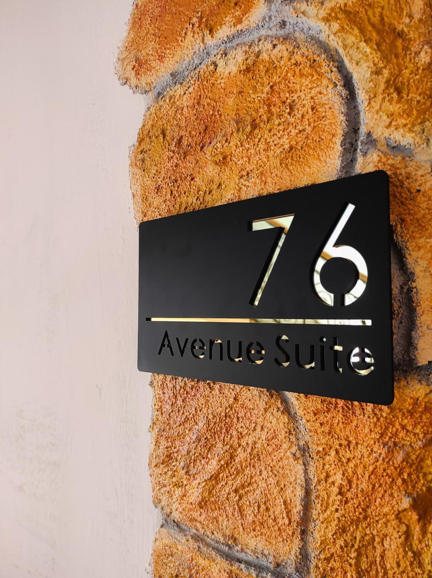 76 Avenue Suites Wi-Fi - Shuttle Reggio Calabria Exterior photo