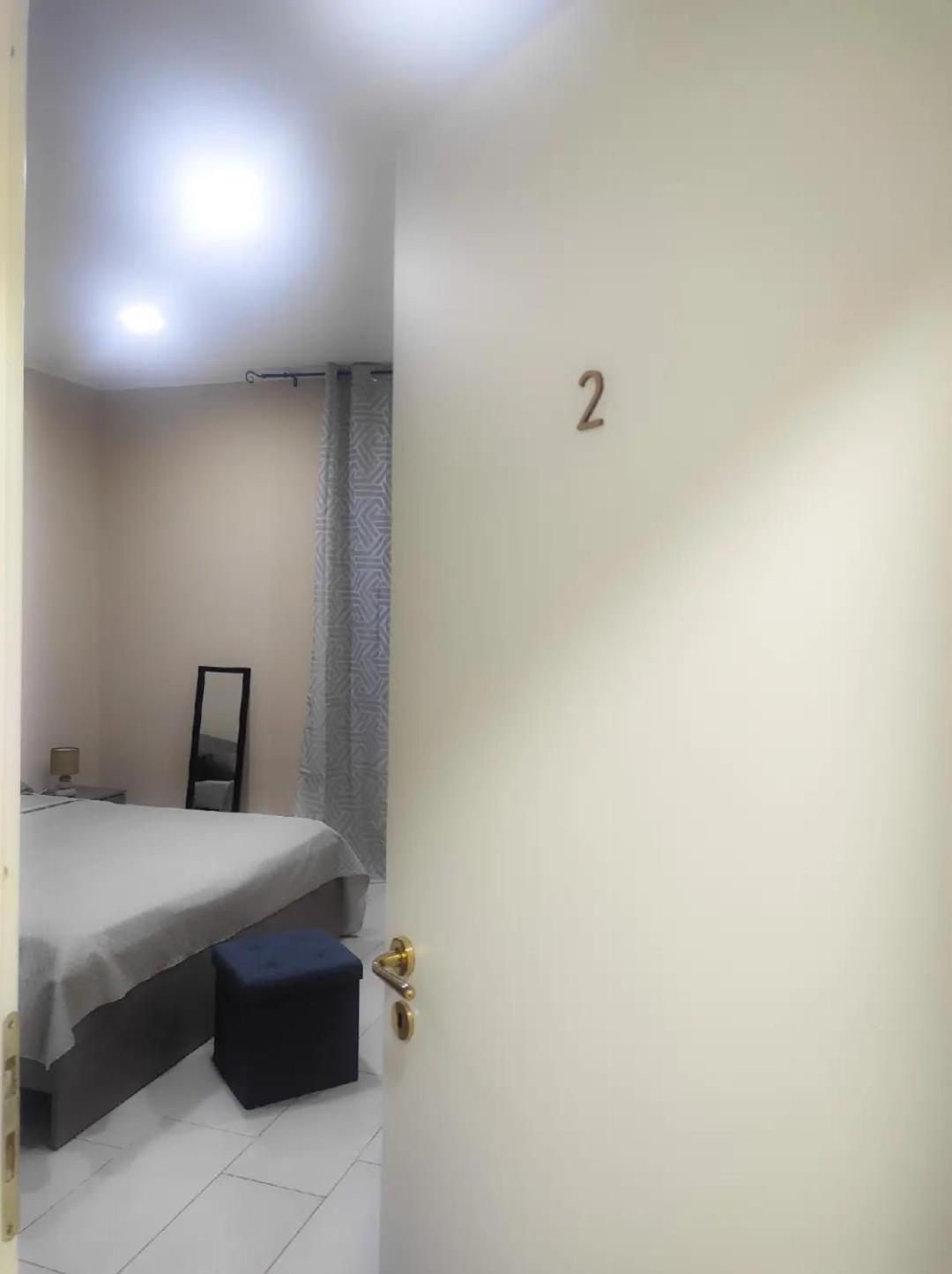 76 Avenue Suites Wi-Fi - Shuttle Reggio Calabria Exterior photo
